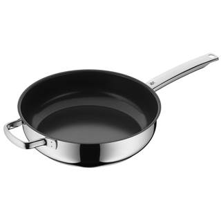 *Braising pan, 28cm. While stock lasts. Cannot be combined with other discounts or promotions.  (RRP €119.99 | Outlet price €83.99)