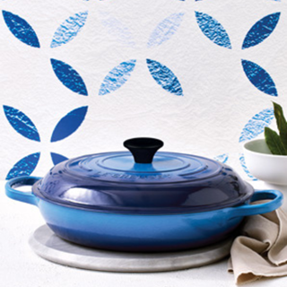 Cast Iron 30cm Shallow Casserole Azure