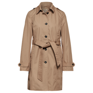 *Coat, available in different colors. While stock lasts. Cannot be combined with other discounts. (RRP €119.99 | Outlet price €79.99)