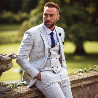 To unlock this deal, items must be purchased together as a full 3-piece suit (jacket, trousers and waistcoat)