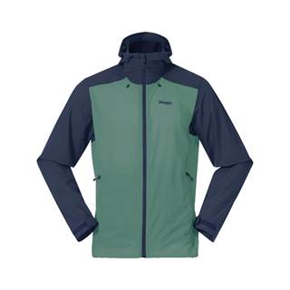 *Windbreaker "Skarlight". Cannot be combined with other discounts or promotions. (RRP €160 | Outlet price €110)