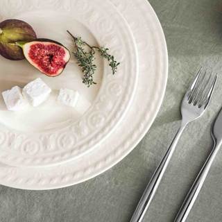 *On Cellini tableware