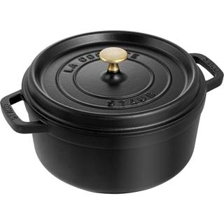 *Staub cocotte, round 26cm, in black. Cannot be combined with other discounts or promotions. (RRP €319 | Outlet price €223)