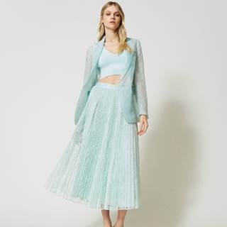 30% off our outlet prices on selected items.

