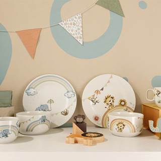 on kids dishes 'Roar like a Lion' and 'Walk like an Elephant' | f.e. Kids plate outlet price € 12,50 | RRP € 17,90 | bowl outlet price € 11,80 | RRP € 16,90