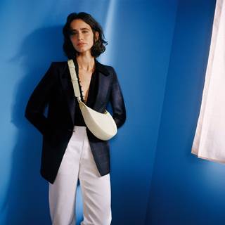 Up to -50% discount on spring/summer collection

-10% extra discount on the sale products

Become a member of Coccinelle, get -15% discount on new collection.
