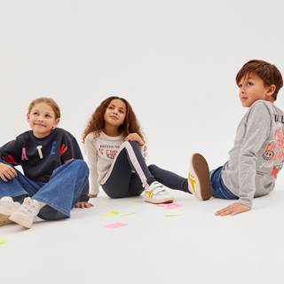 20/30/40% extra korting bij aankoop vanaf 1/2/3 artikelen.
*Op artikelen die al rood zijn gemarkeerd. De aanbieding is alleen geldig van 1 t/m 9 augustus 2025.
