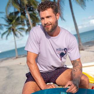 *Ausgenommen Poloshirts, Hemden und andere Promotions.
