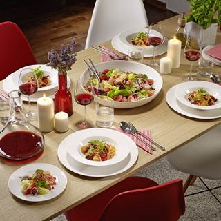 *op de  Dekor "For Me" z. B. Suppenteller (retailprijs €22,90 | outletprijs €16 | nu € 12,80).
Geldt voor My Club-leden. 10% extra korting op de outletprijs voor niet-My Club-klanten.