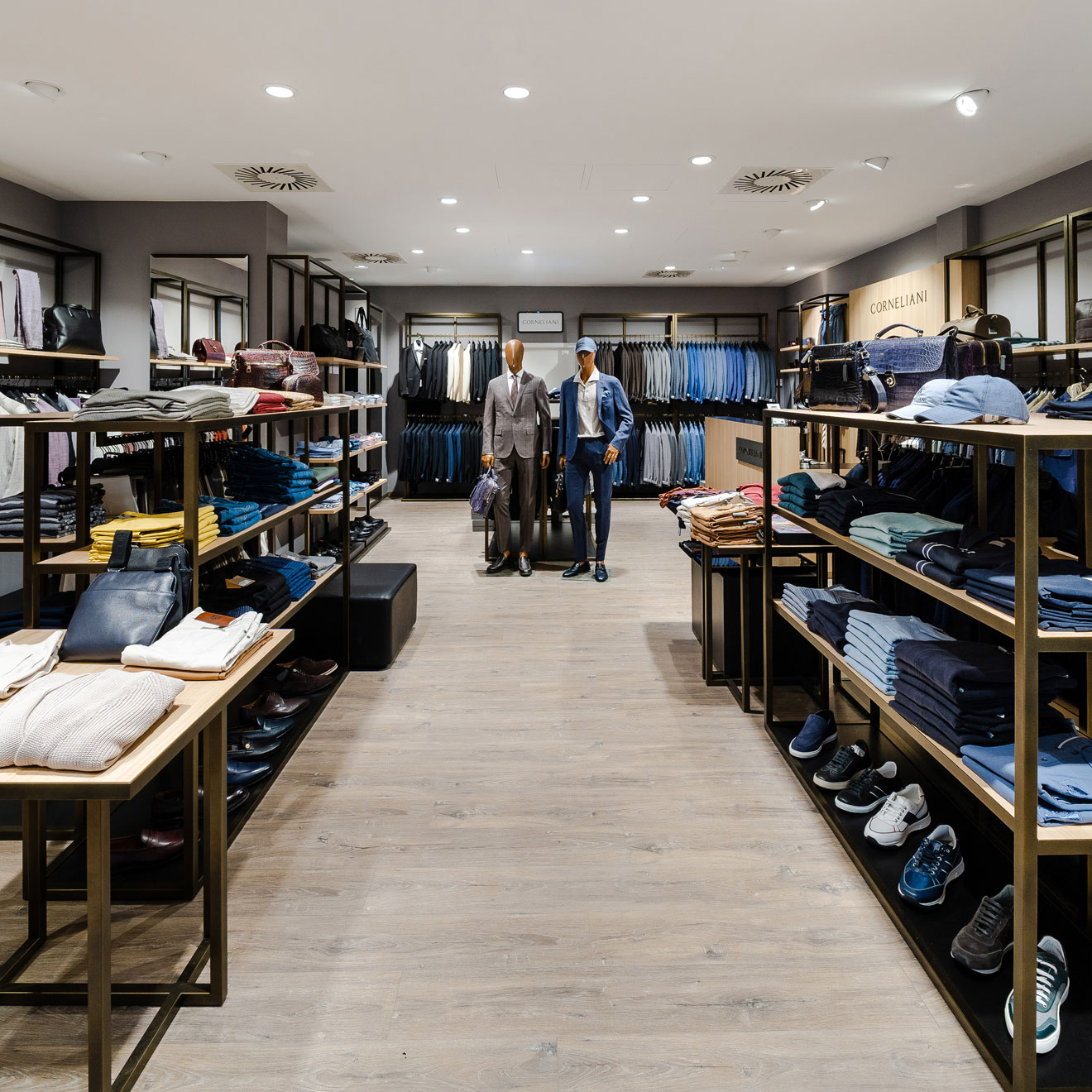 Corneliani_02.jpg